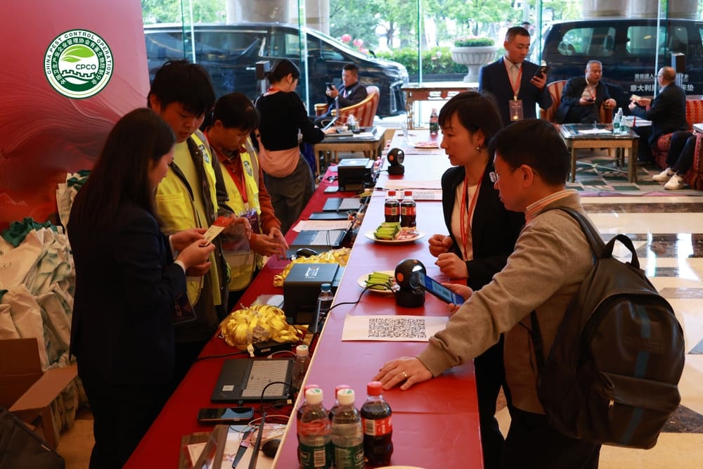 <p>快会务在实际应用中取得了众多成功案例。例如，在某大型国际会议中，快会务的签到小程序成功助力了签到工作，实现了快速、准确的签到。同时，其数据分析功能也为会议组织者提供了宝贵的签到数据，为后续的会议安排提供了重要参考。</p>