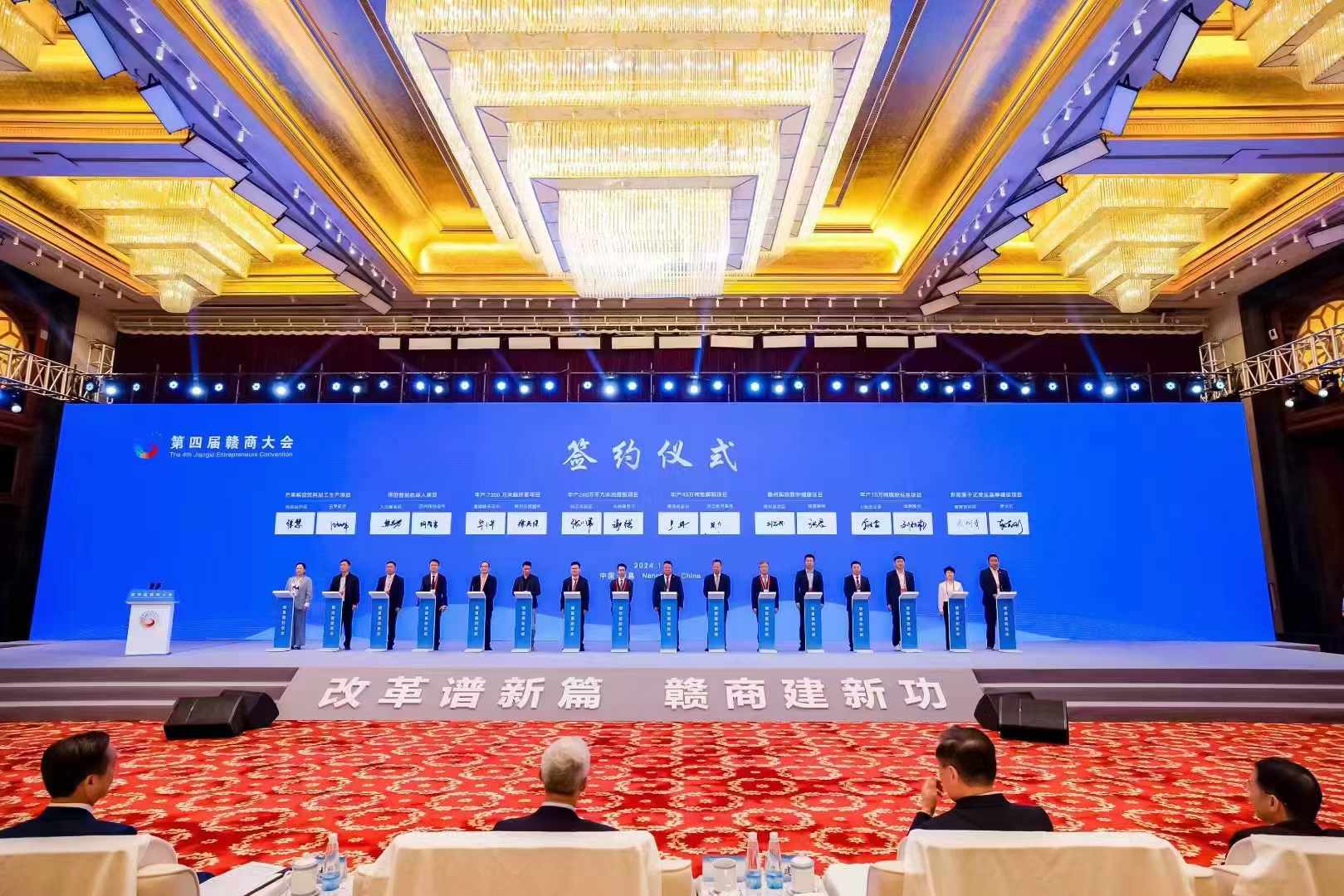 <p>联途提供了免费和付费两种二维码生成服务。免费服务可以满足基本需求，而付费服务则提供了更多高级功能和定制选项。用户可以根据自身需求选择适合的服务。</p>