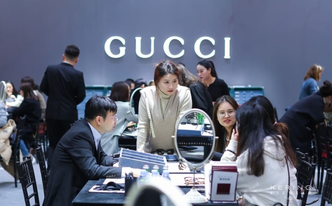 快会务智能大型会议管理系统应用案例：开云眼镜2024春夏系列鉴赏会