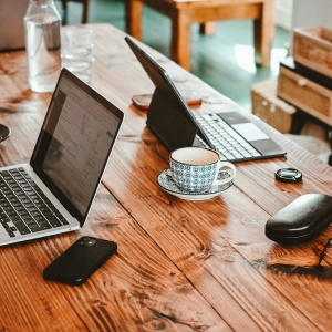 签到系统的场景延伸实验：快会务在博物馆导览的跨界应用