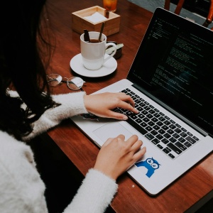 快会务系统如何提升会议资料的管理效率