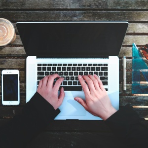 快会务智能会议管理系统如何优化会议体验