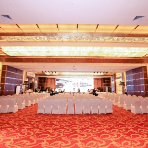 铜版纸胸牌也高端，快会务系统提升会议档次